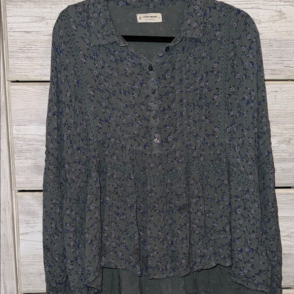 Floral Popover Blouse - Picture 2 of 4